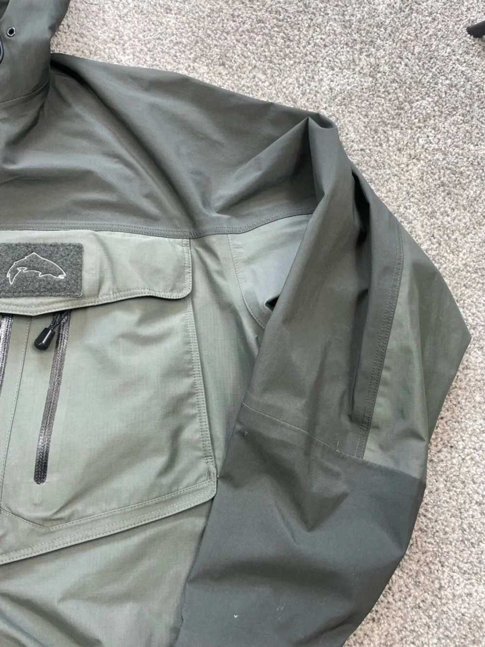 Simms G3 Fishing Wading Gore Tex XCR men’s jacket, size XL, waterproof with hood